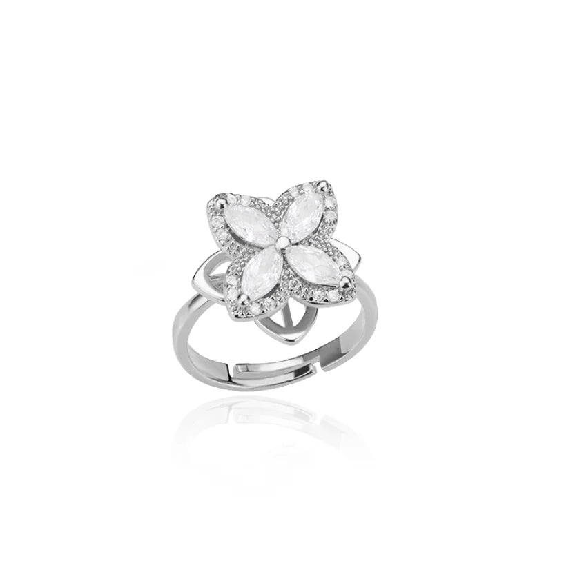 Four Heart Leaf Clover Ring