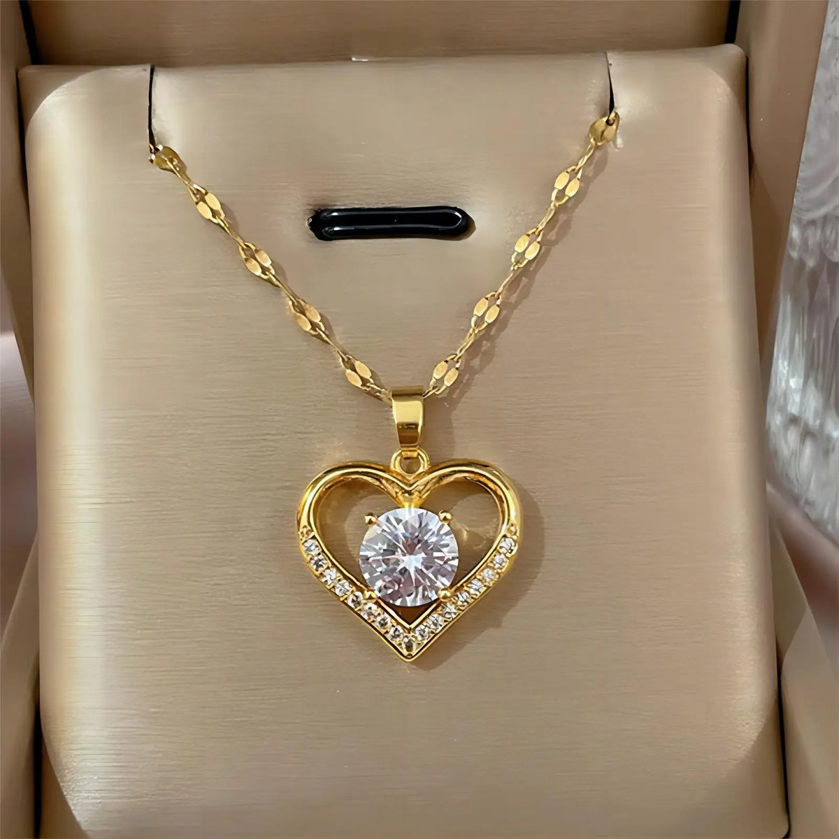 Zirconia Heart Necklace